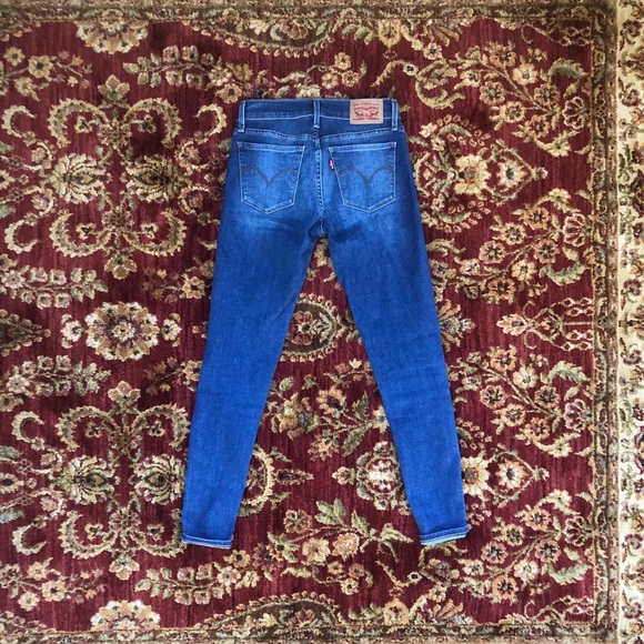 Levi’s Skinny Jeans - Picture 2 of 4